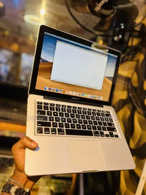 Laptop Apple MacBook Pro 8GB Intel Core i5 HDD 500GB