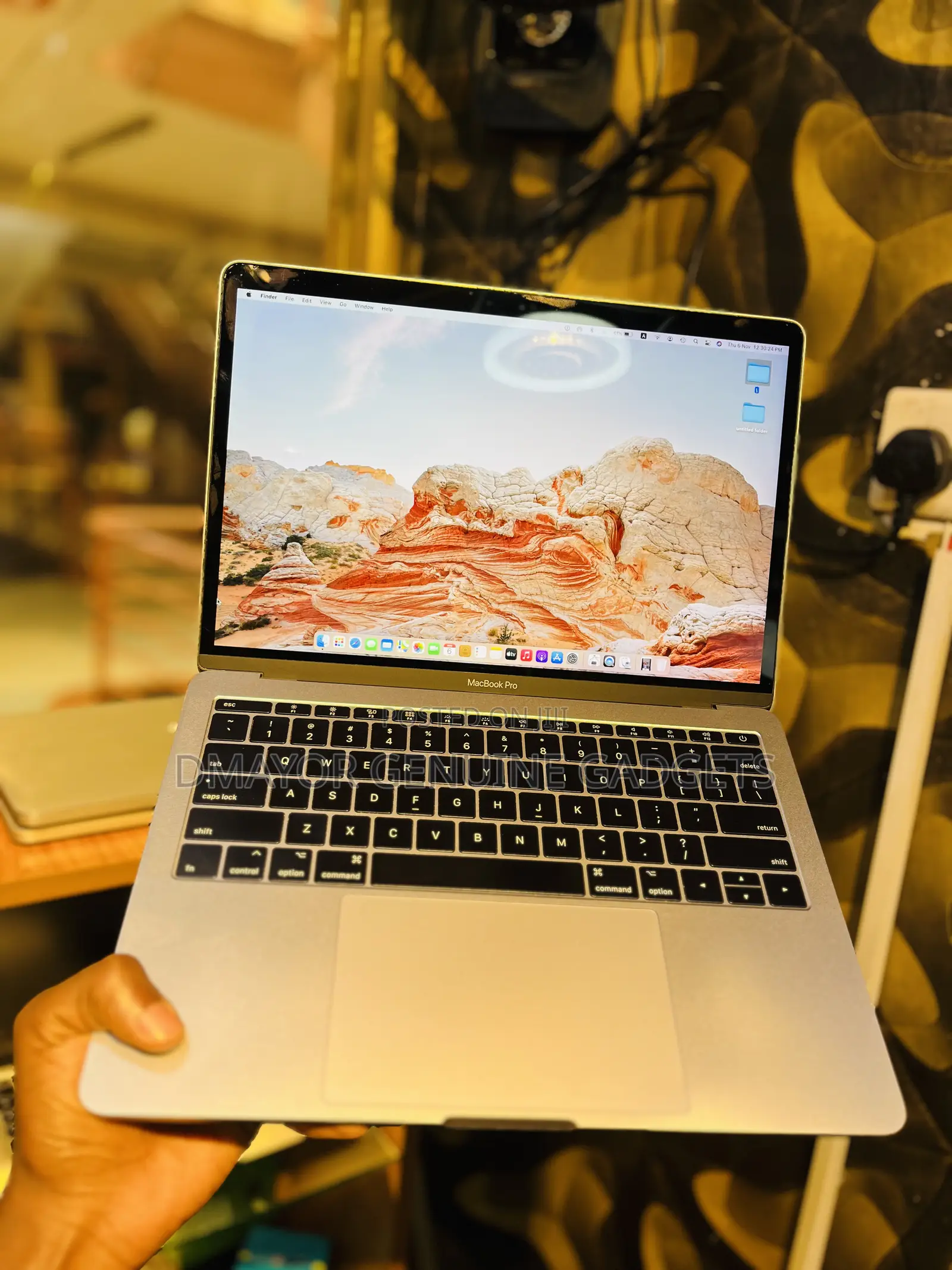 Laptop Apple MacBook Pro 2017 16GB Intel Core i7 SSD 256GB