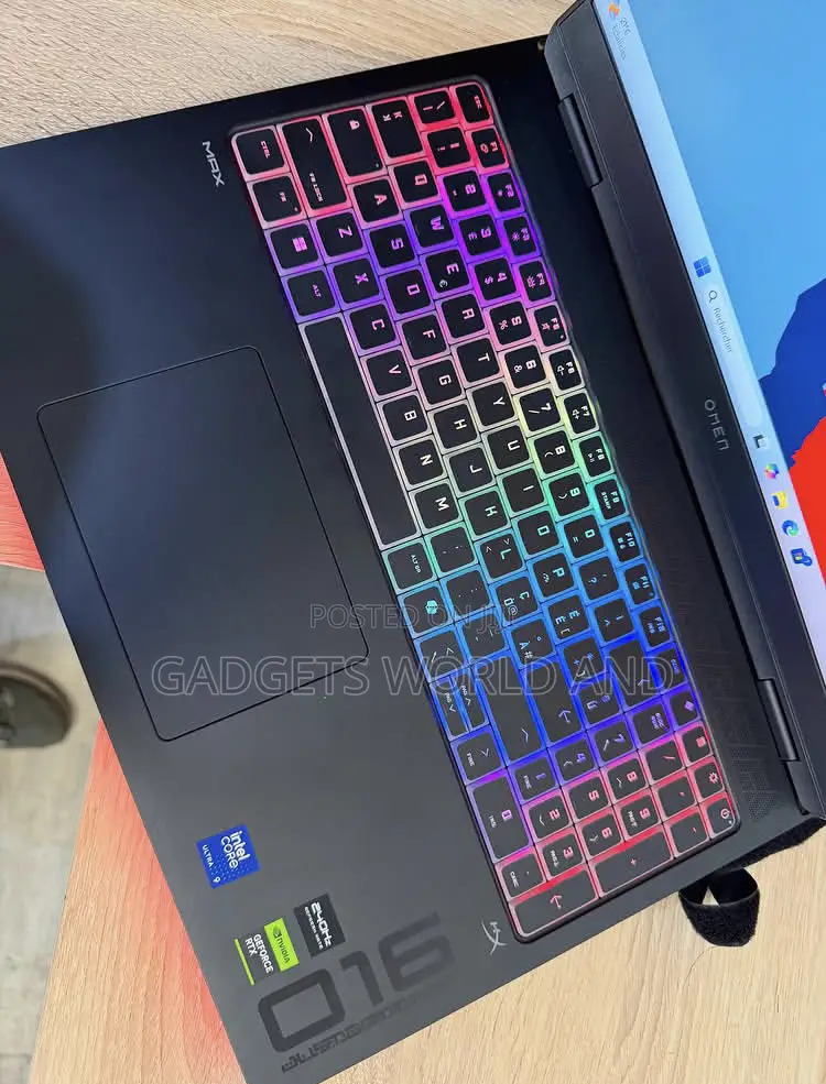 New Laptop HP Omen Max 16 32GB Intel Core Ultra 9 SSD 1T