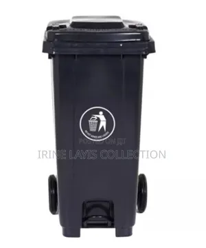120ltr Step on Waste Bins With Rollers.