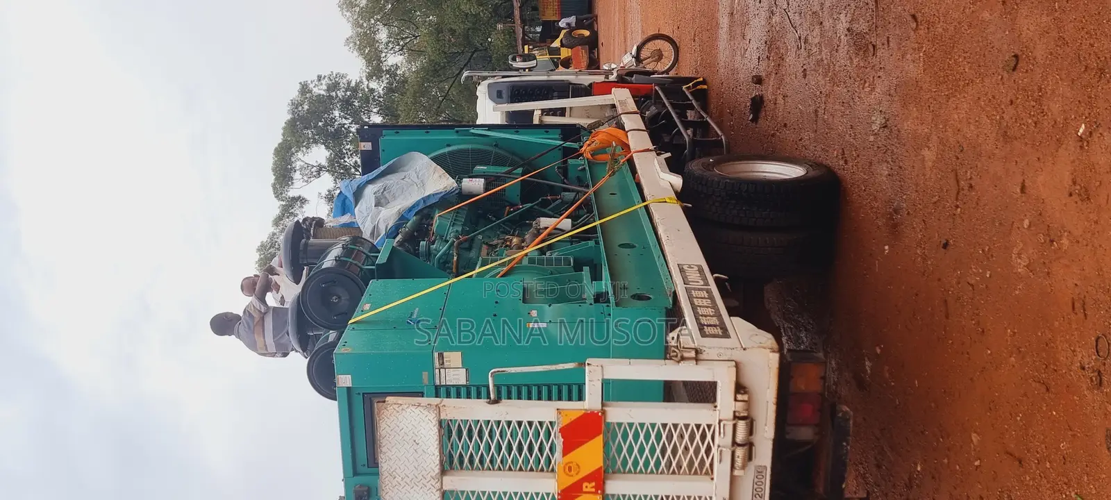 Self Loaders Crane for Hire