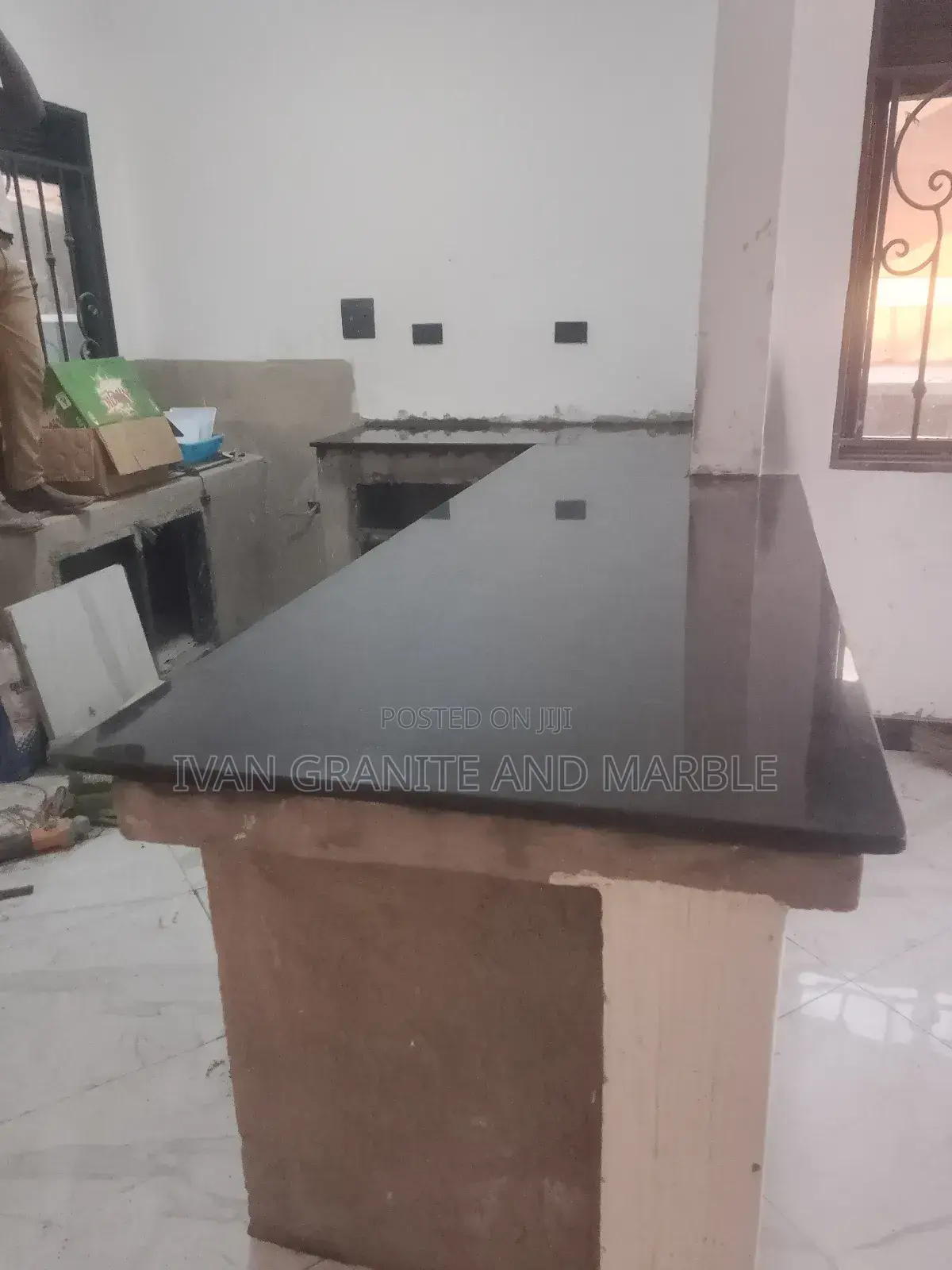 Z_black Kitchen Countertop Finishing