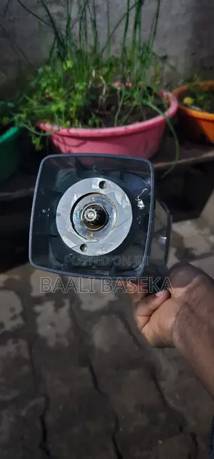 Perfect Blender Screws Replacement and Repairing