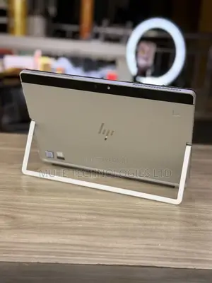 Laptop HP Elite X2 1012 G2 8GB Intel Core i5 SSD 256GB