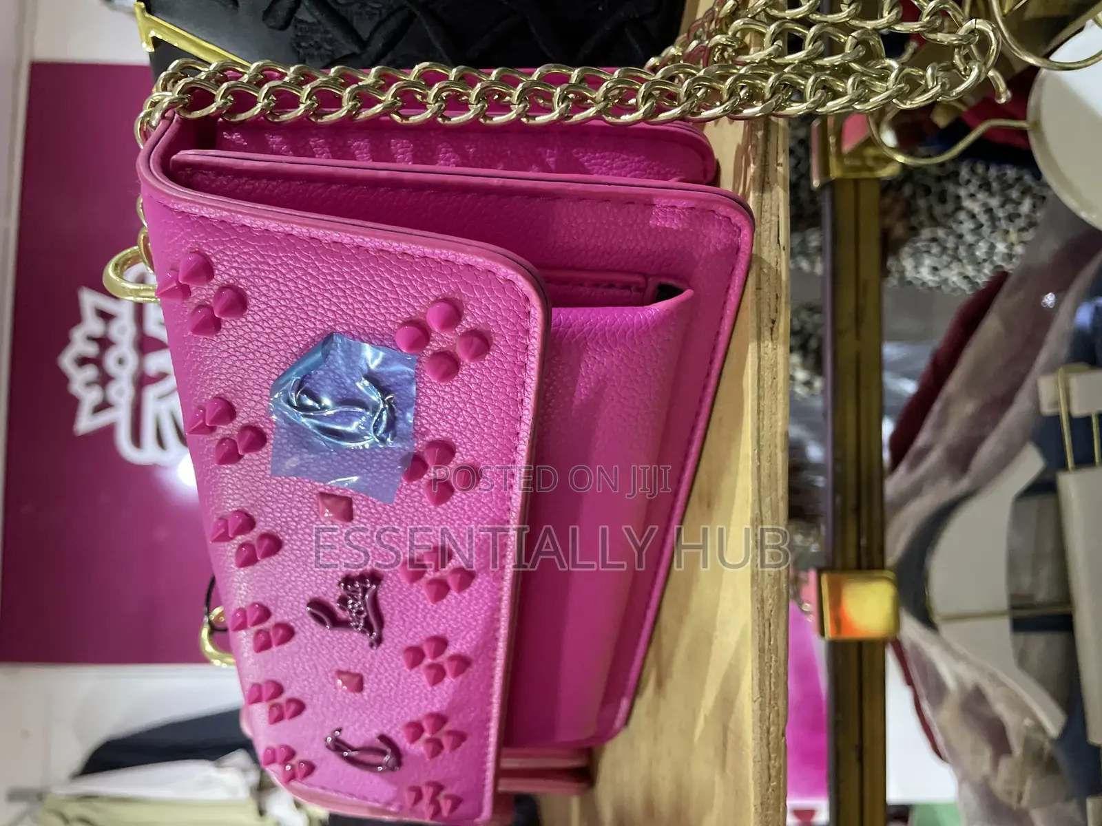 Ladies Classic Hand Bags