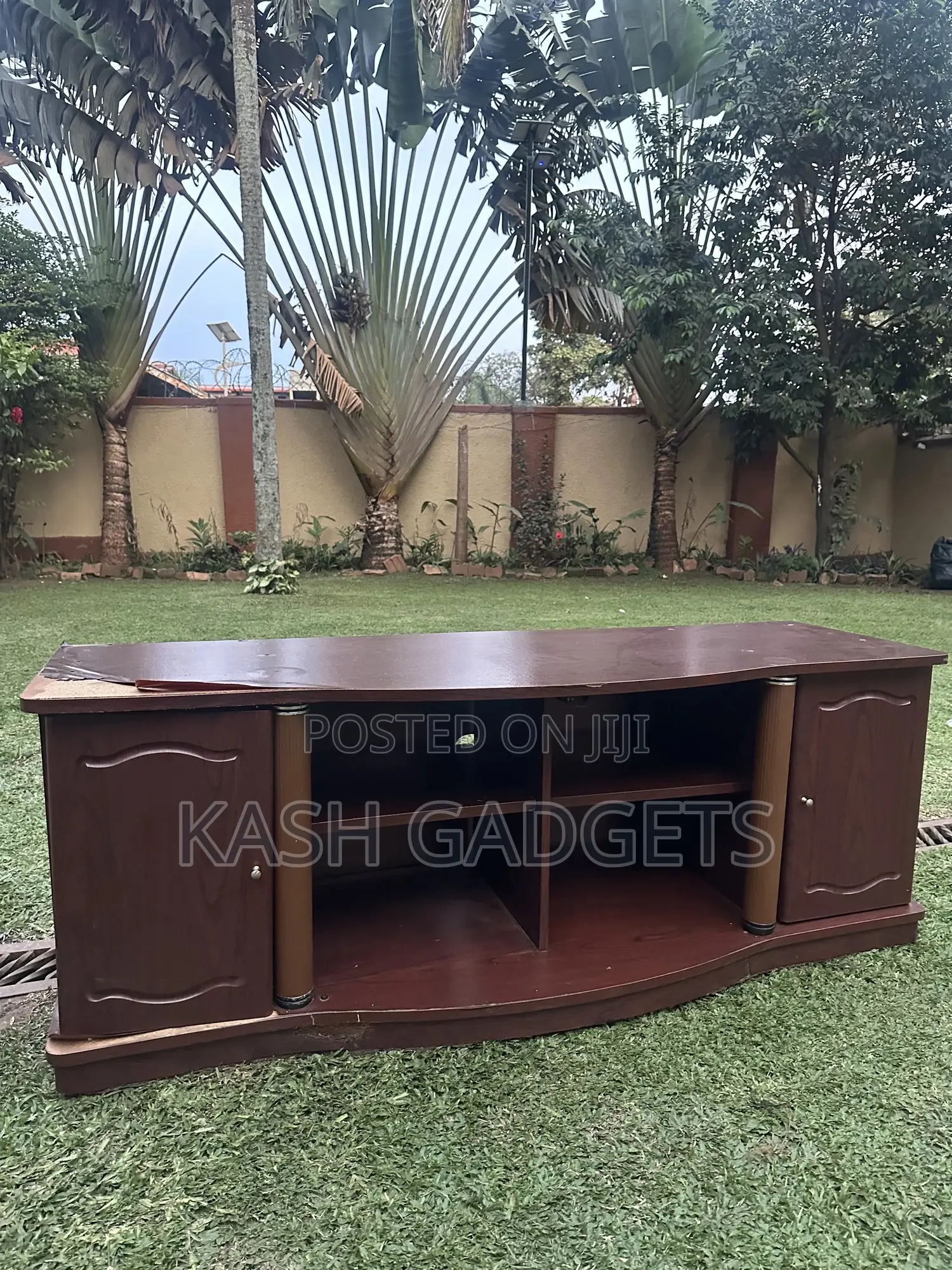 Solid Wood Furniture – Cheap, Needs Makeover