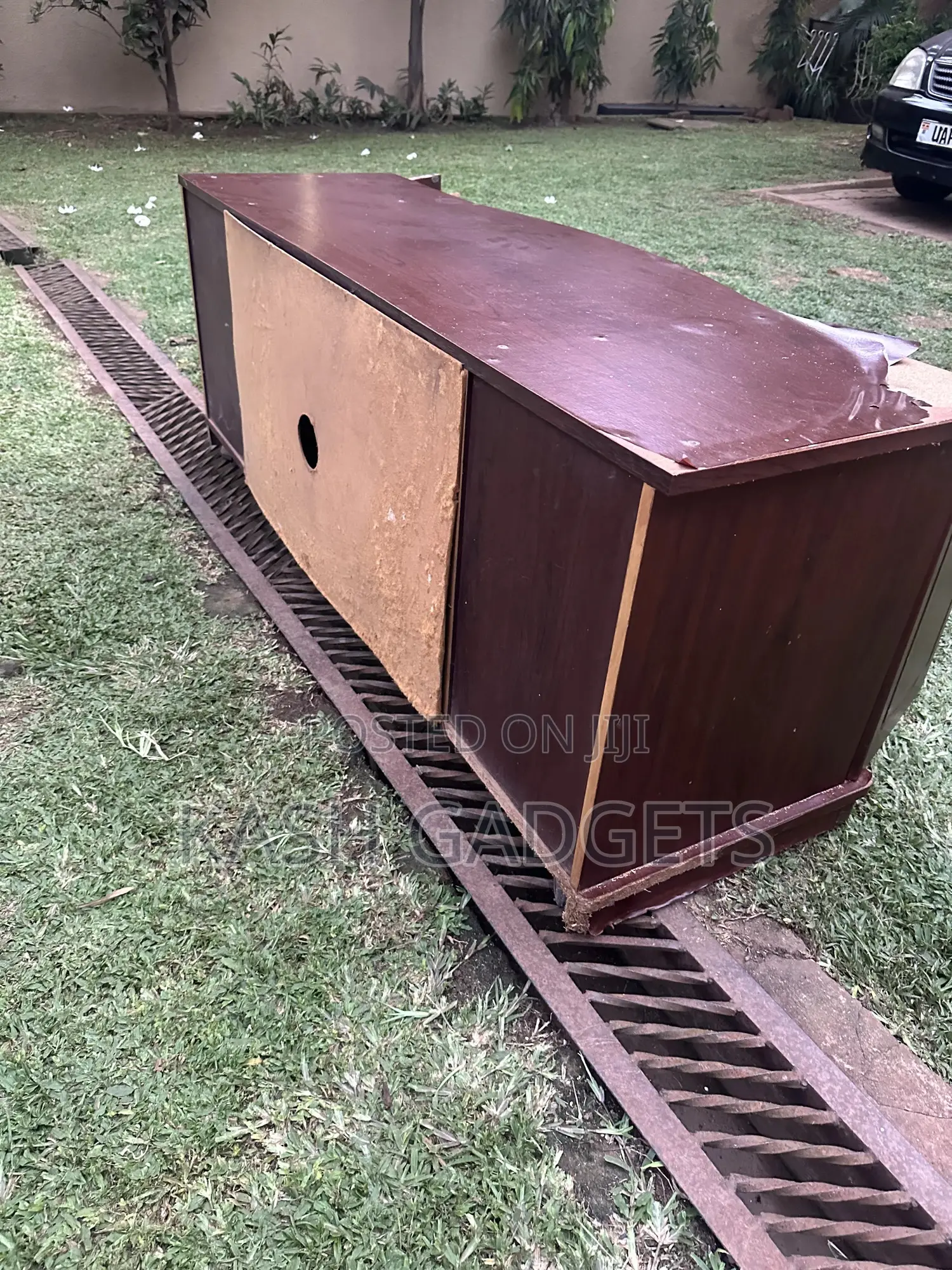 Solid Wood Furniture – Cheap, Needs Makeover