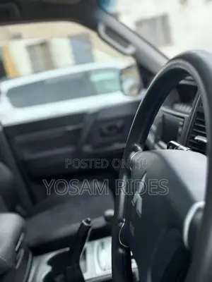 Mitsubishi Pajero 3.0 2010 Black