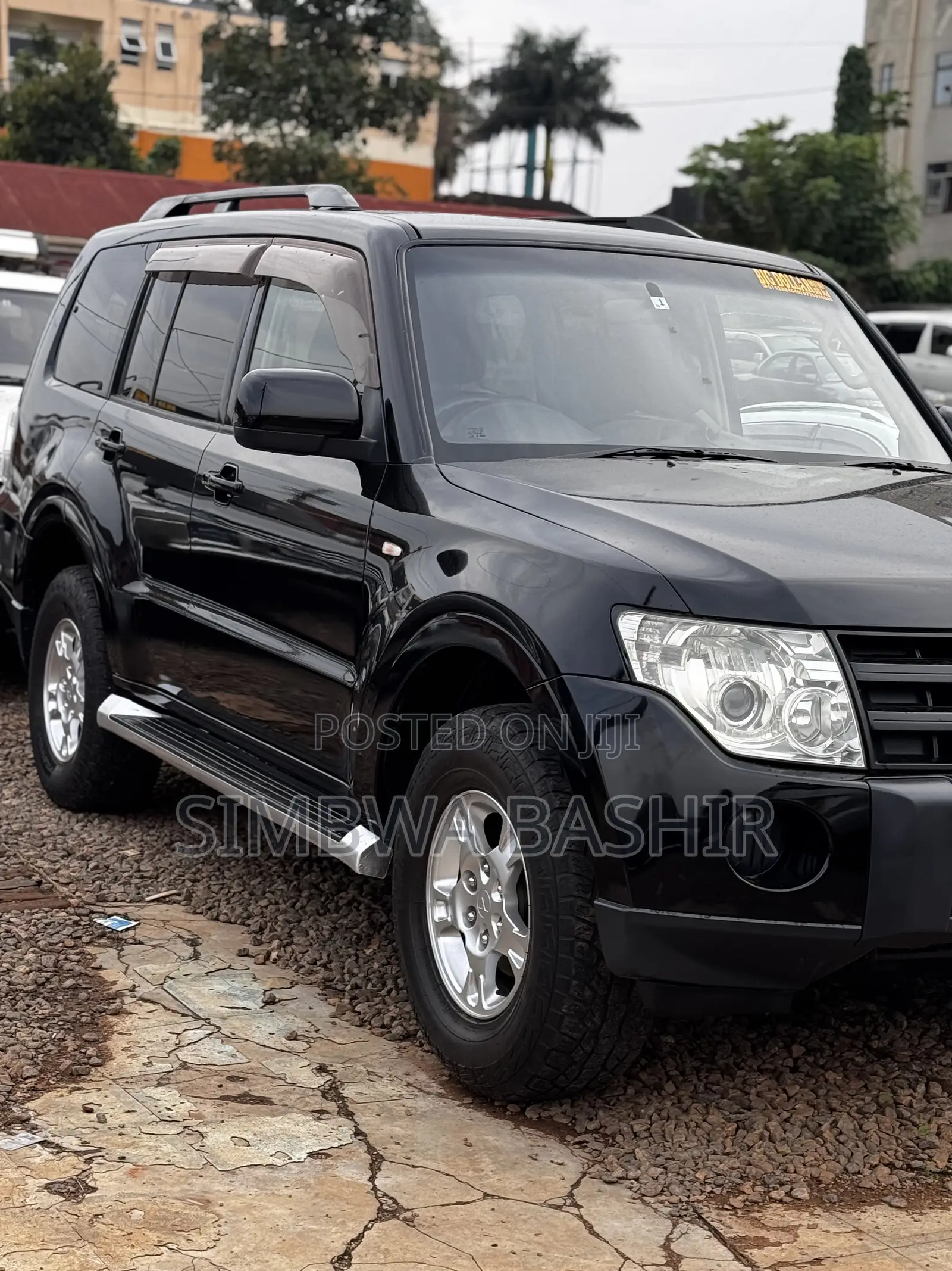 Mitsubishi Pajero 2010 Black