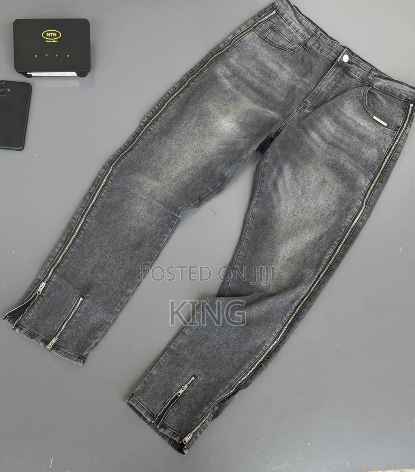 Ur Distressed Wide-Leg Denim Jeans