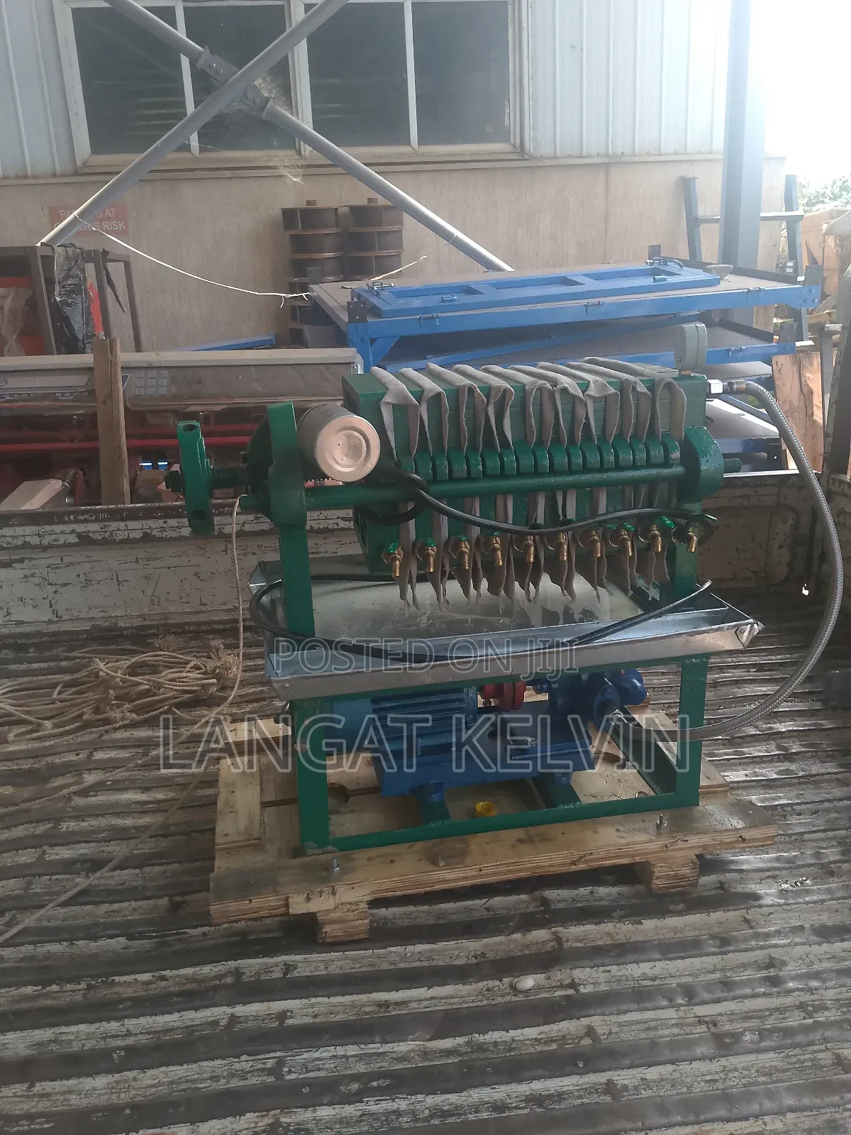 Small Oil Filter Machine For Sale