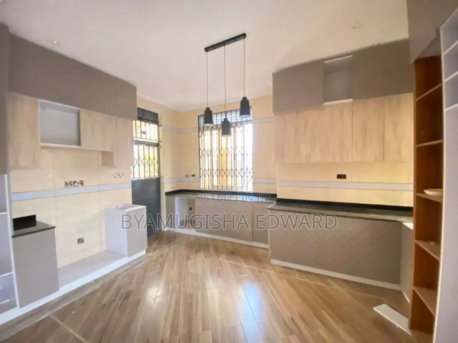 3bdrm House in Standalone Kisaasi, Central Division for rent