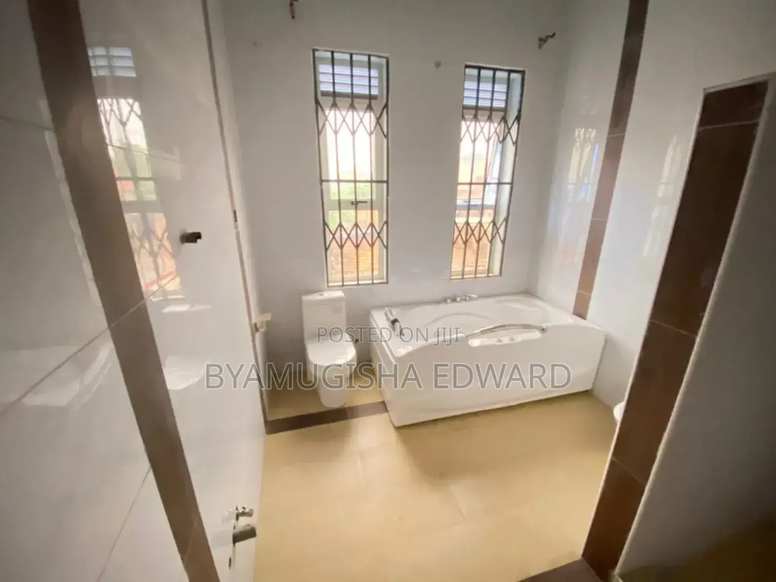 3bdrm House in Standalone Kisaasi, Central Division for rent