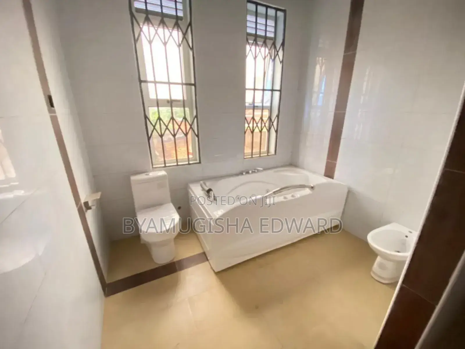 3bdrm House in Standalone Kisaasi, Central Division for rent