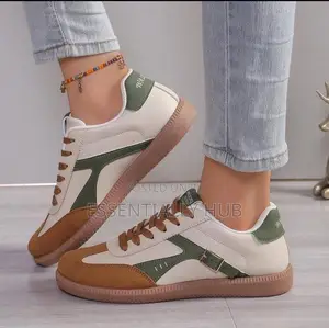 Classic Women’S Sneakers