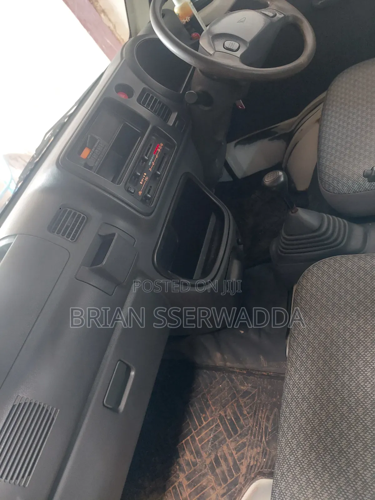 New Daihatsu Hijet 2011 White