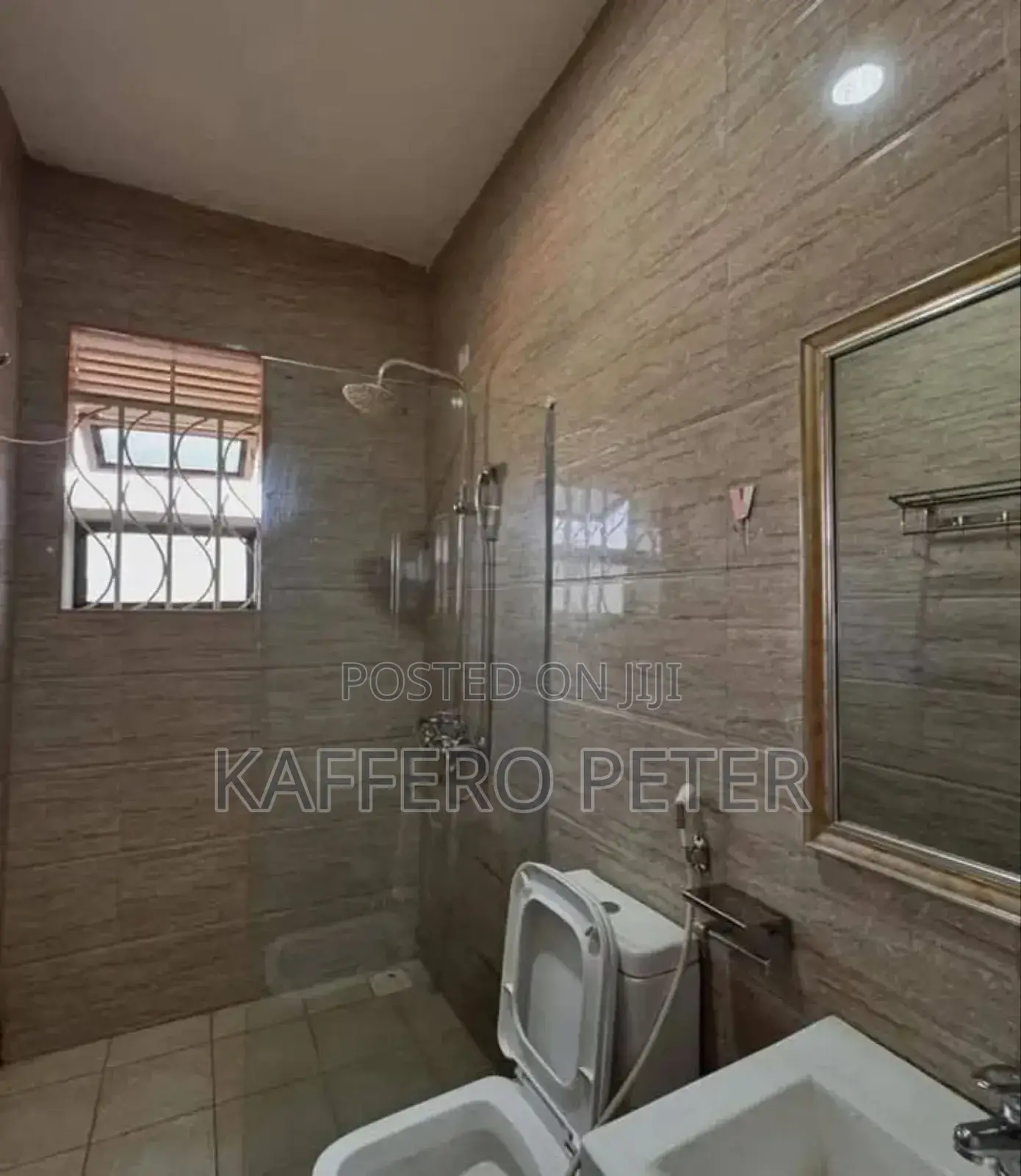 2bdrm House in Kisaasi, Central Division for rent