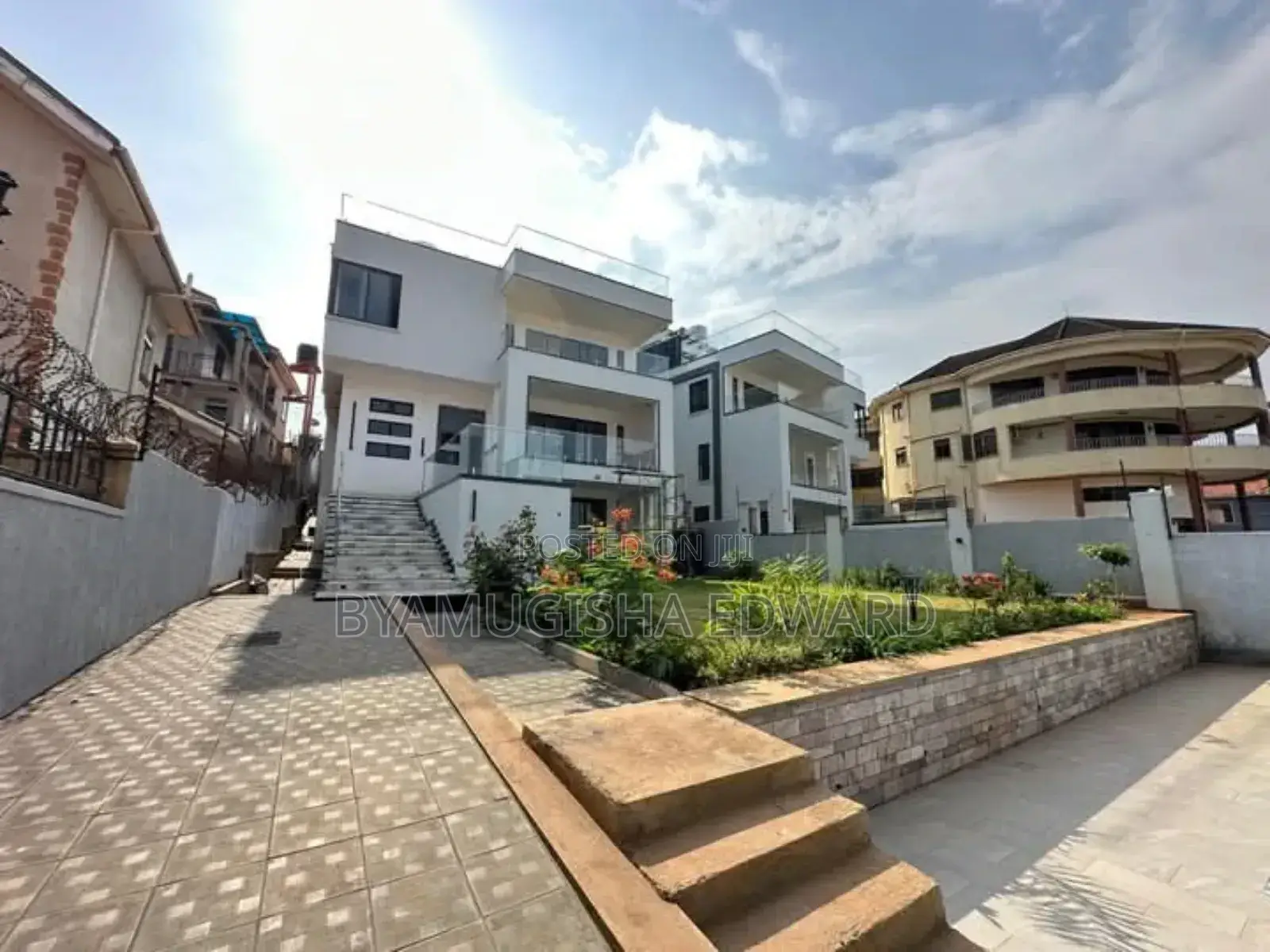 3bdrm House in Standalone Kisaasi, Central Division for rent