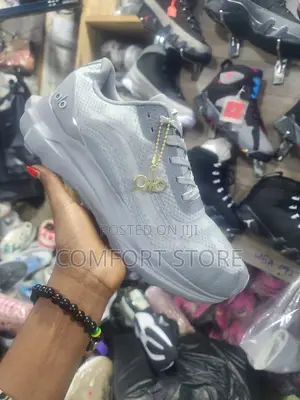 Unisex Sneakers