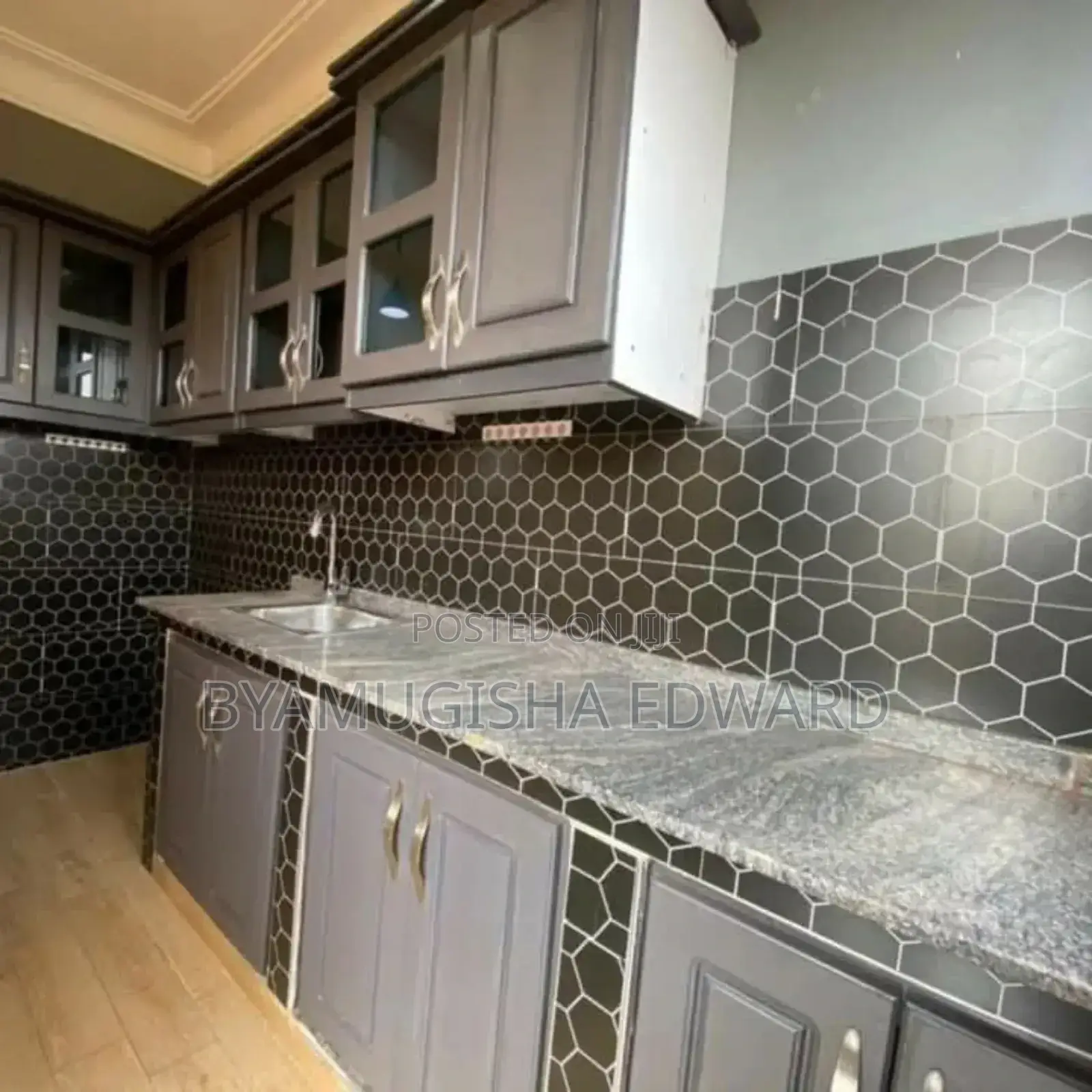 2bdrm Duplex in Kisaasi, Central Division for rent