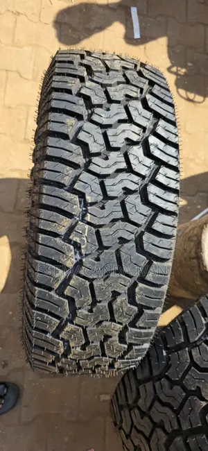 265/70r16 Japanese Xtreme All Terrain Yokohama Tyres Brand New
