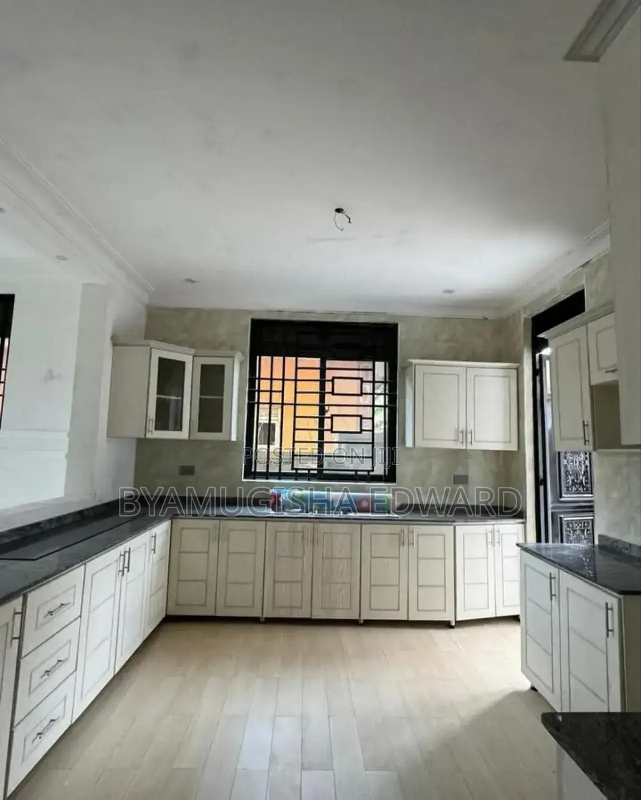 3bdrm House in Standalone Kisaasi, Central Division for rent