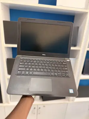Laptop Dell Latitude 13 3380 4GB Intel Core i3 HDD 500GB