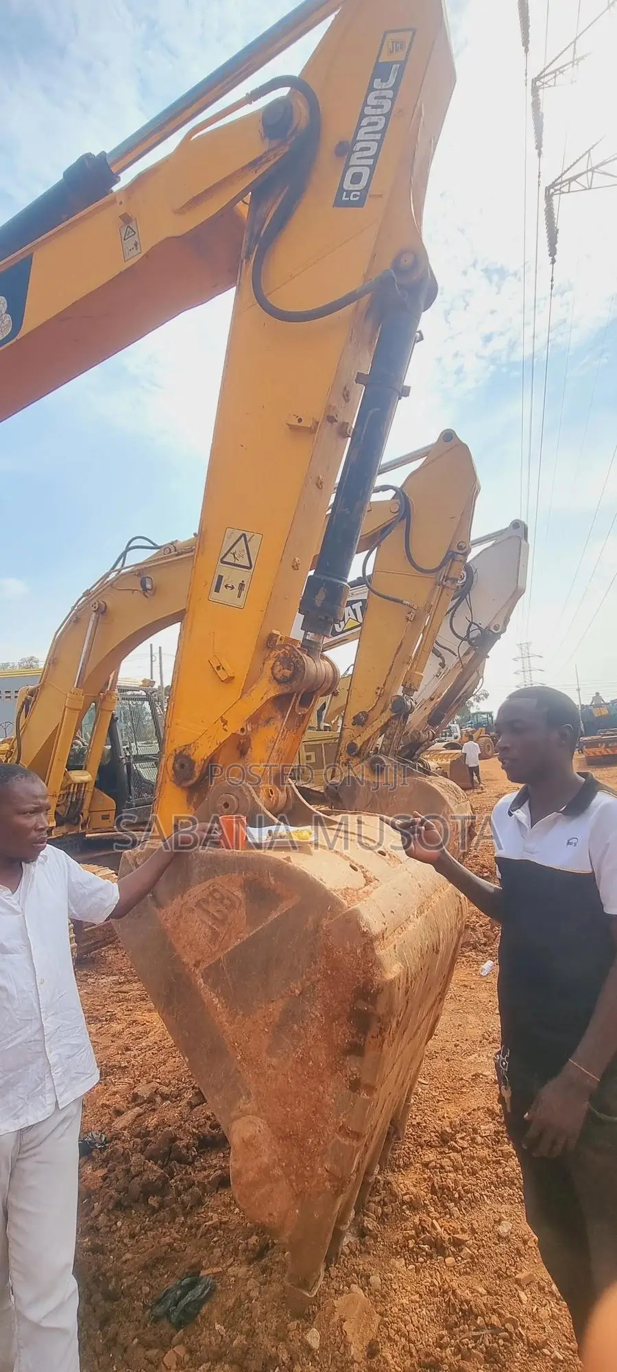 Excavtors For Hire& Sell