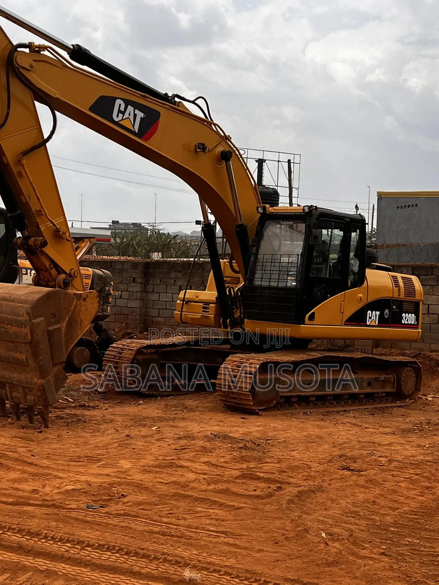Excavtors For Hire& Sell