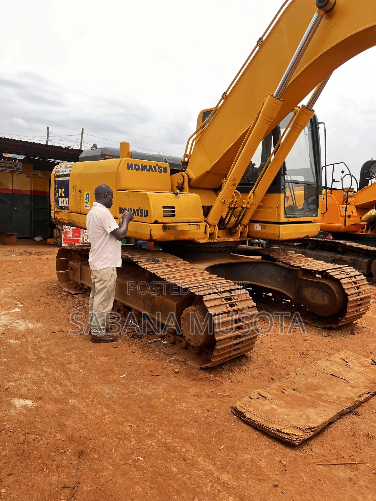 Excavtors For Hire& Sell
