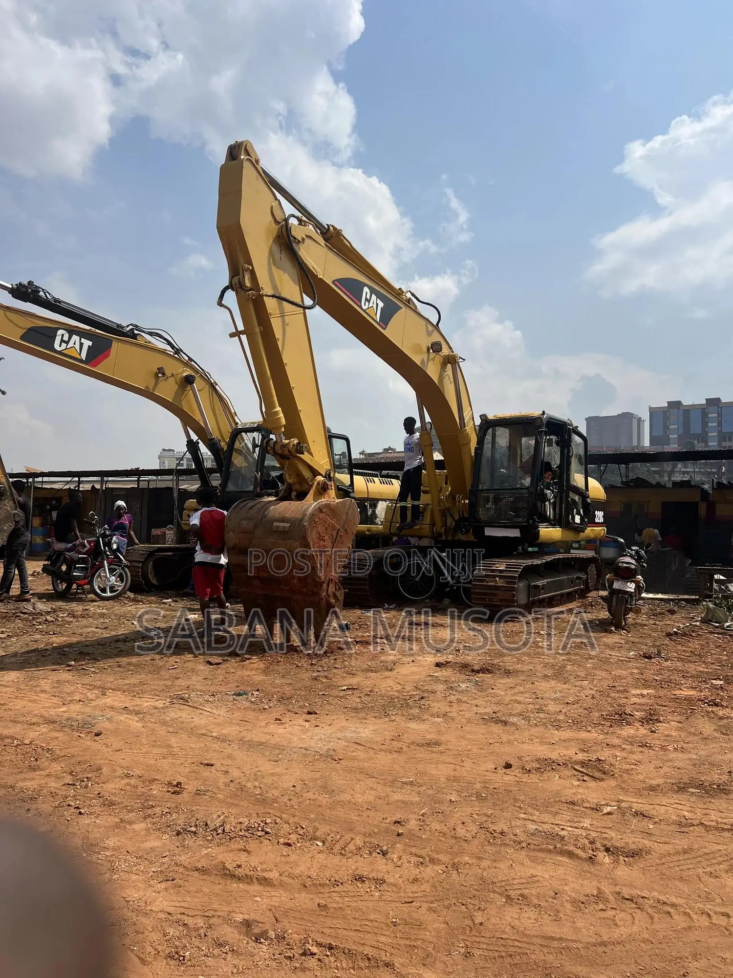 Excavtors For Hire& Sell