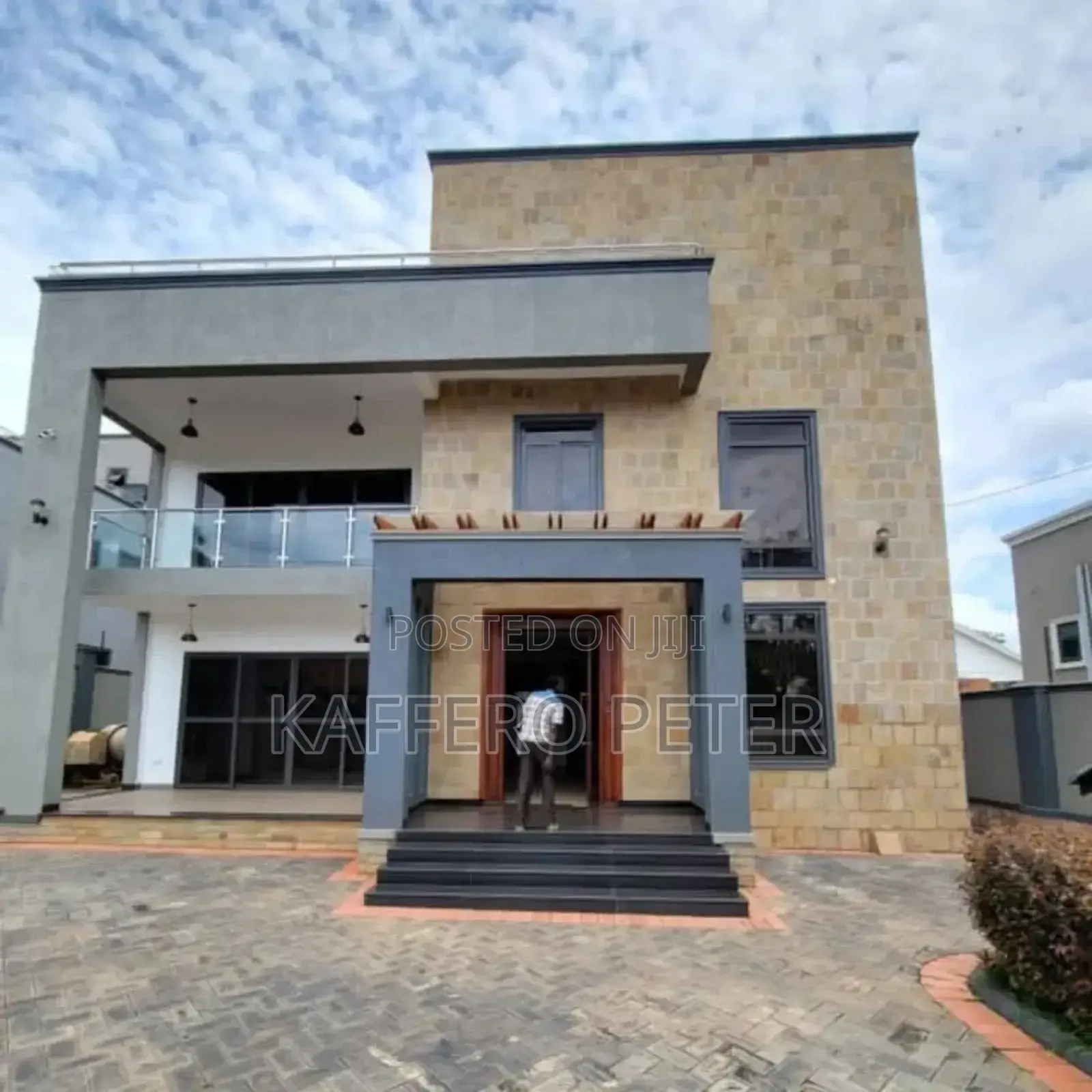 3bdrm House in Standalone Kisaasi, Central Division for rent