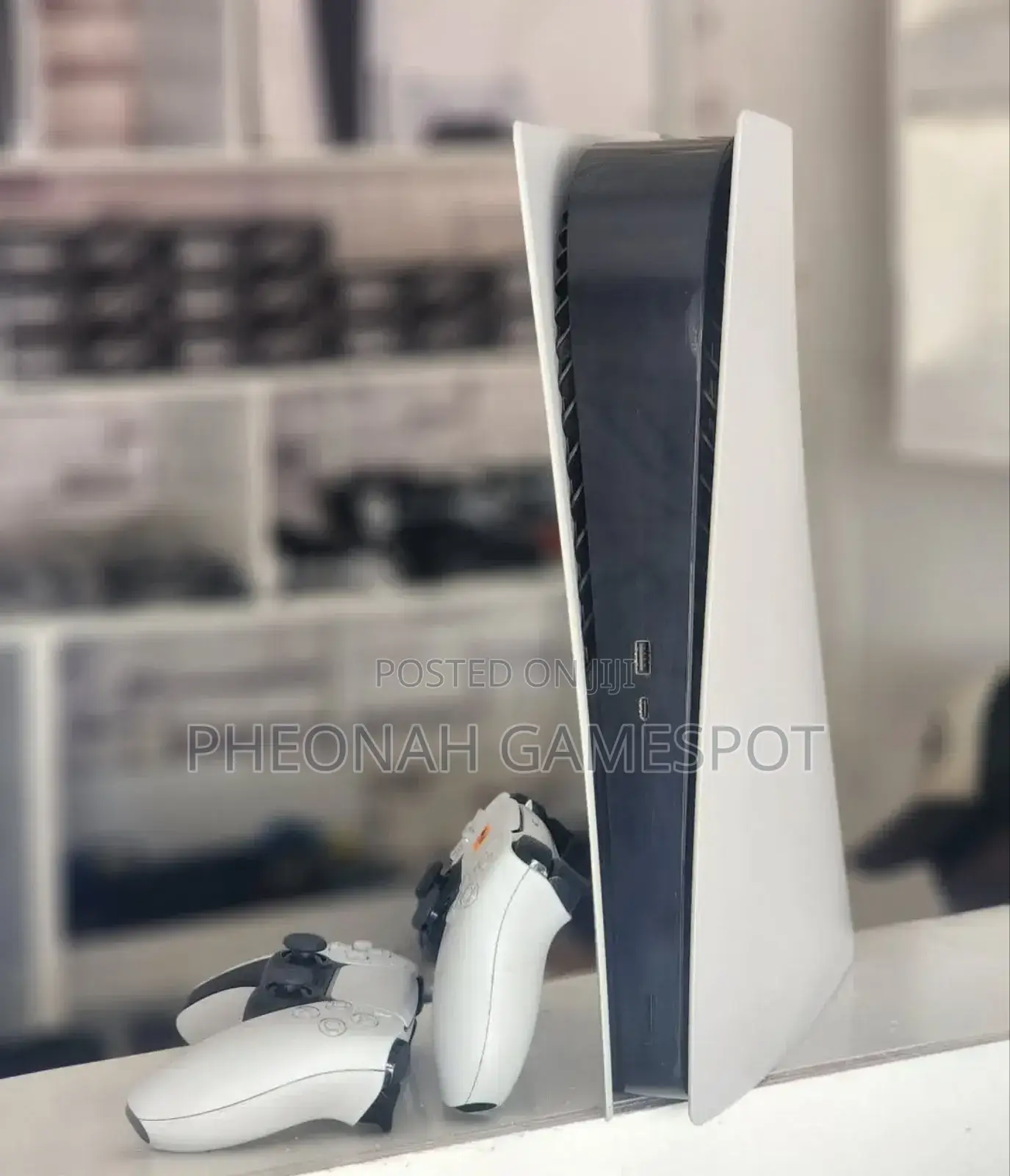Playstation 5 Standard. 1tb SSD Storage, 2 Games, 2 Pads.