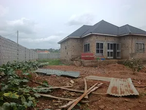 4bdrm House in Wemac, Central Division for sale