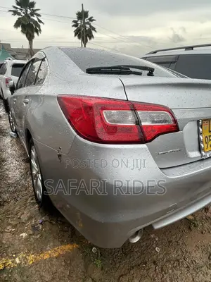 Subaru Legacy 2016 Silver