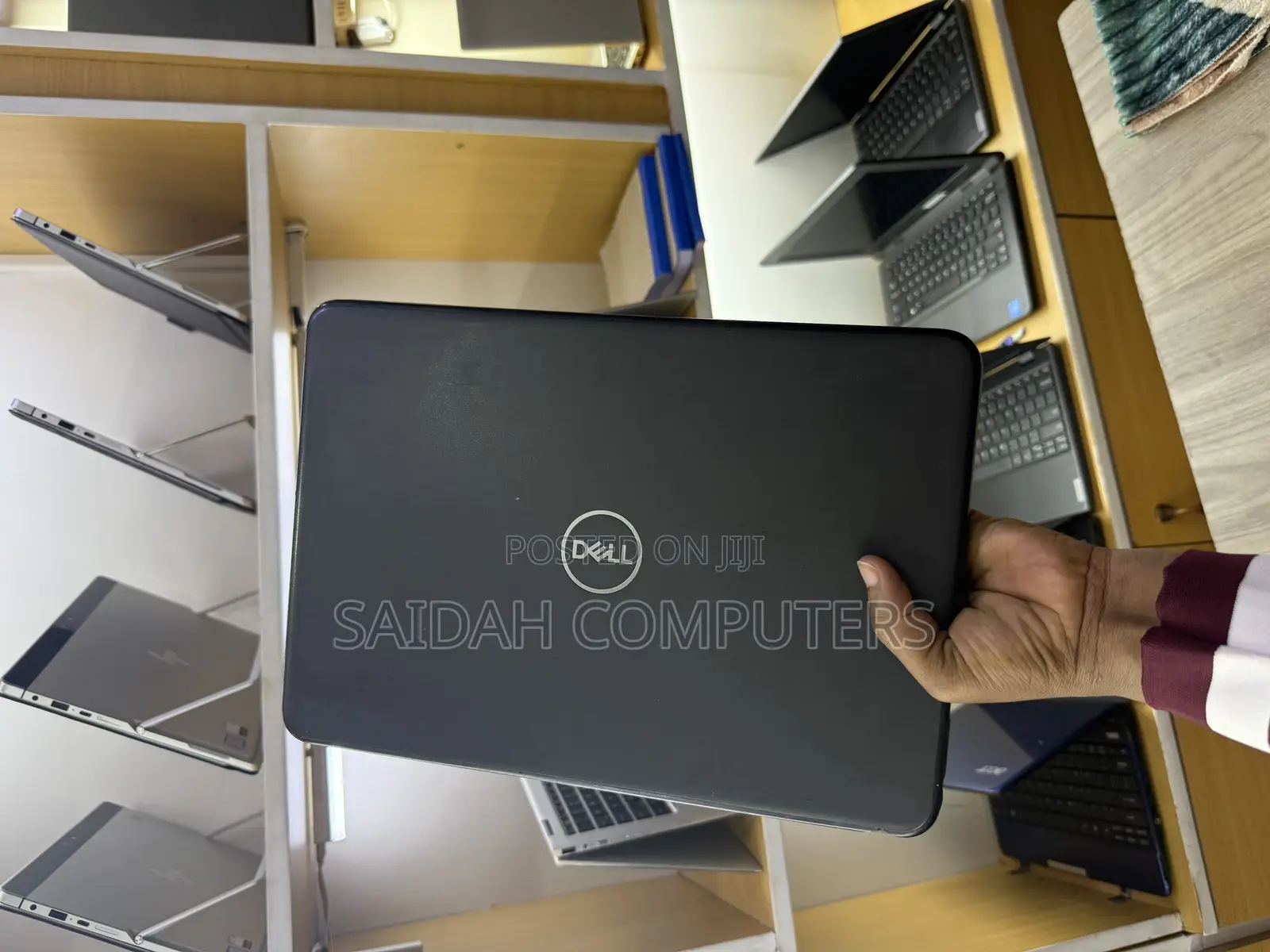 Laptop Dell Vostro 3300 4GB Intel Core i3 SSD 128GB