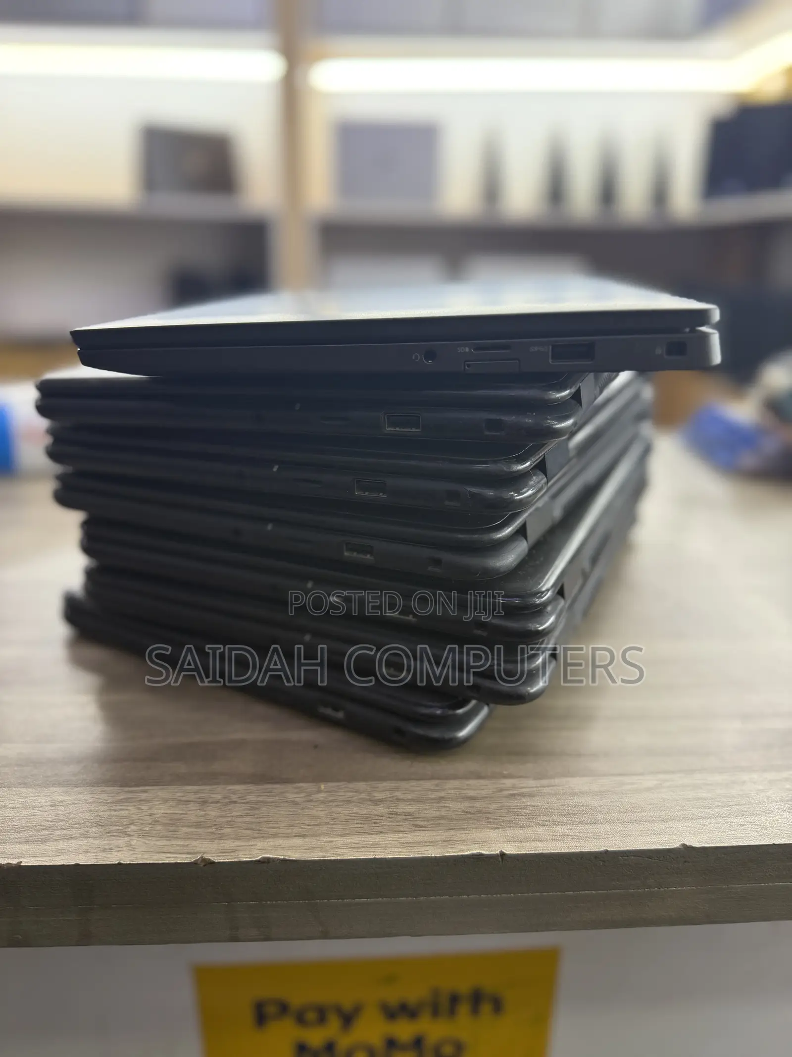 Laptop Dell Vostro 3300 4GB Intel Core i3 SSD 128GB