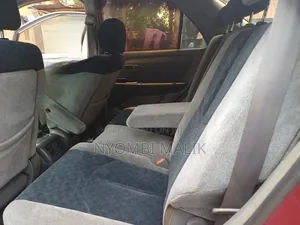 Toyota Harrier 3.0 V6 2004 Red