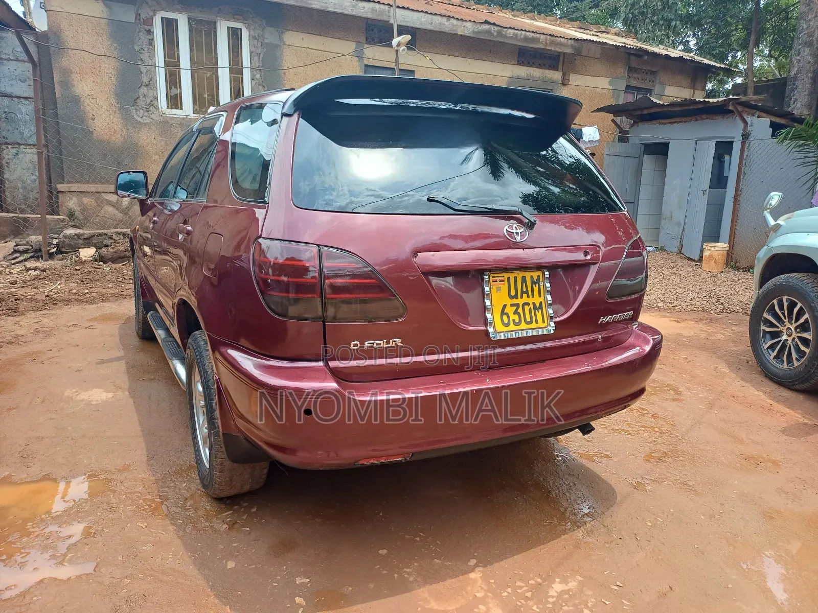 Toyota Harrier 3.0 V6 2004 Red