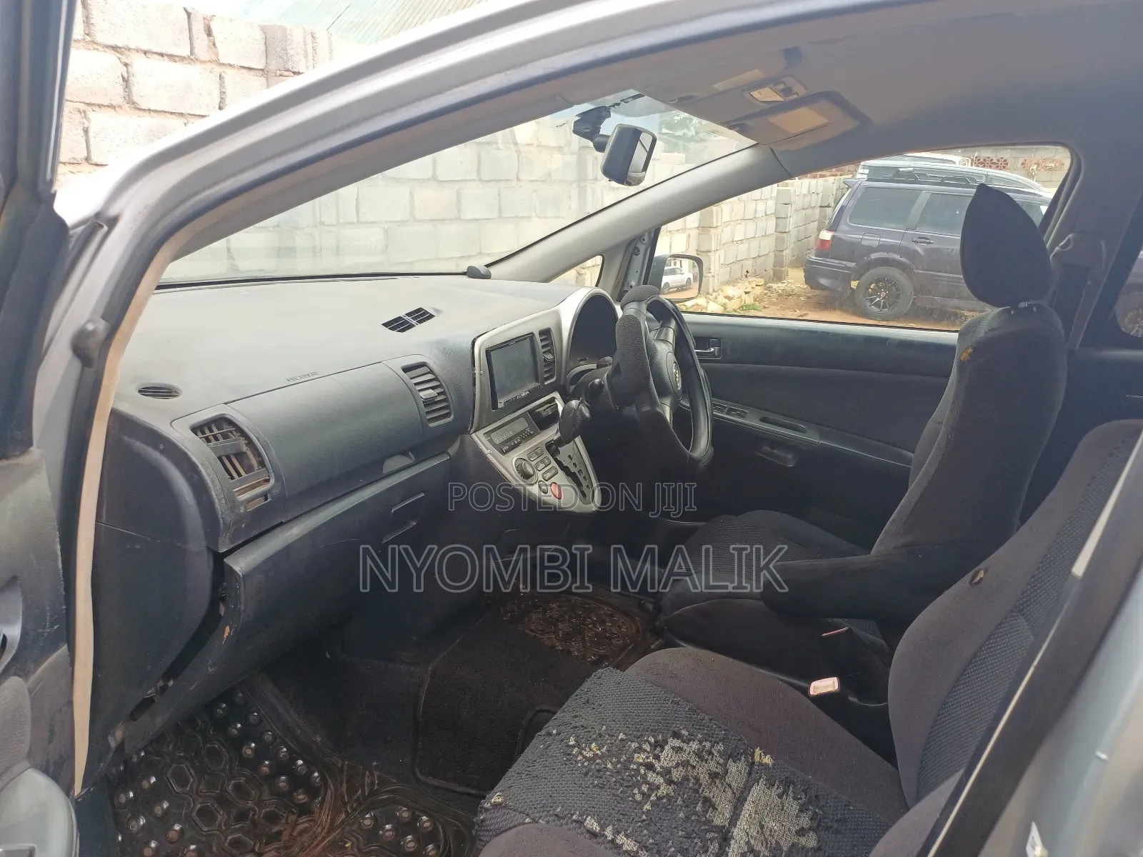 Toyota Wish 2005 Silver