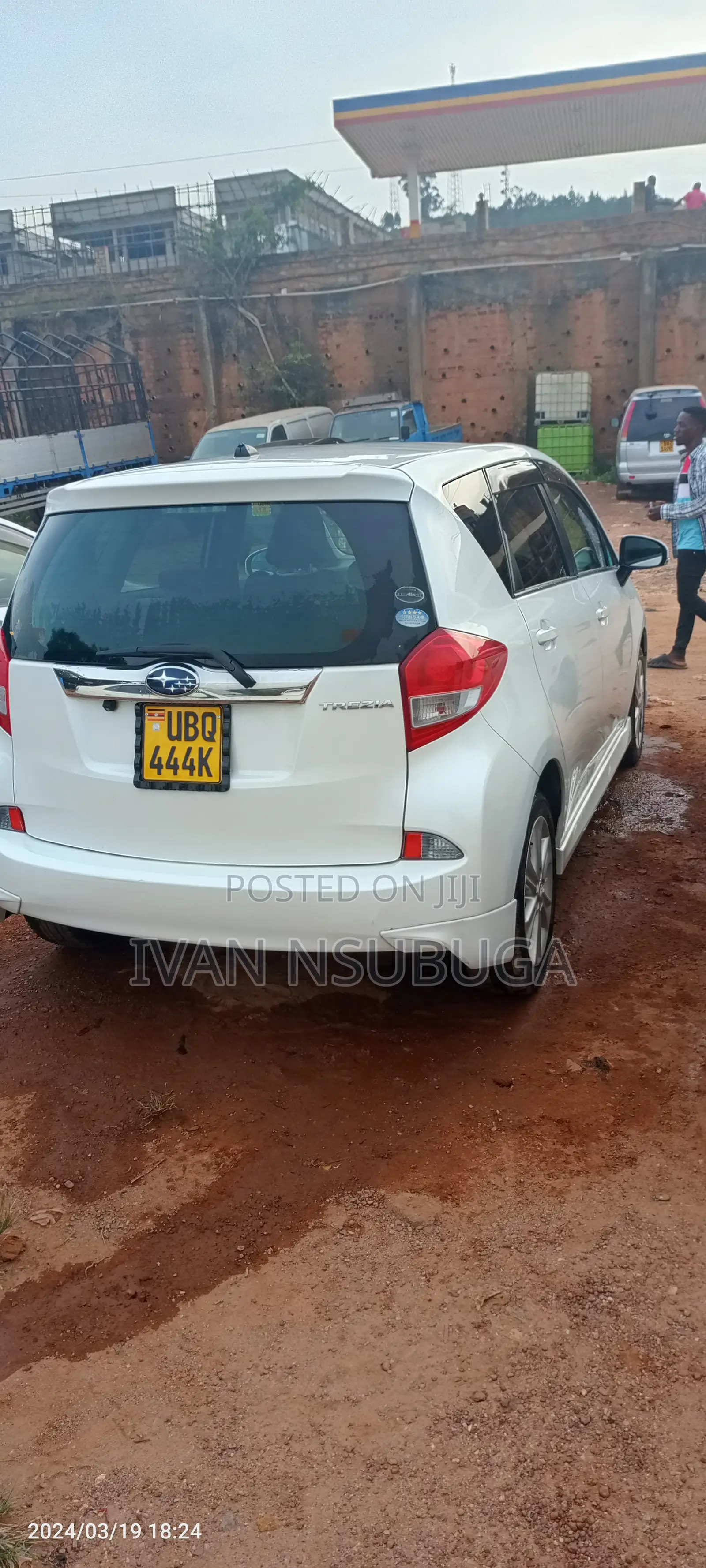 Subaru Trezia 2011 White