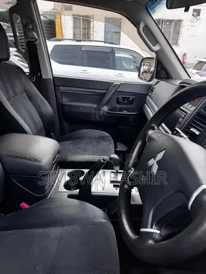 Mitsubishi Pajero 2010 Black
