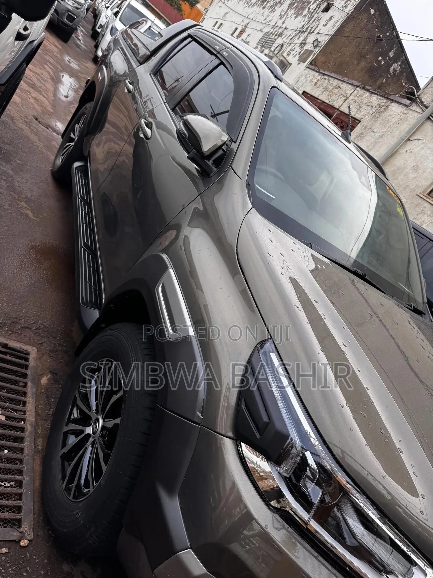 Toyota Hilux 2020 Gray