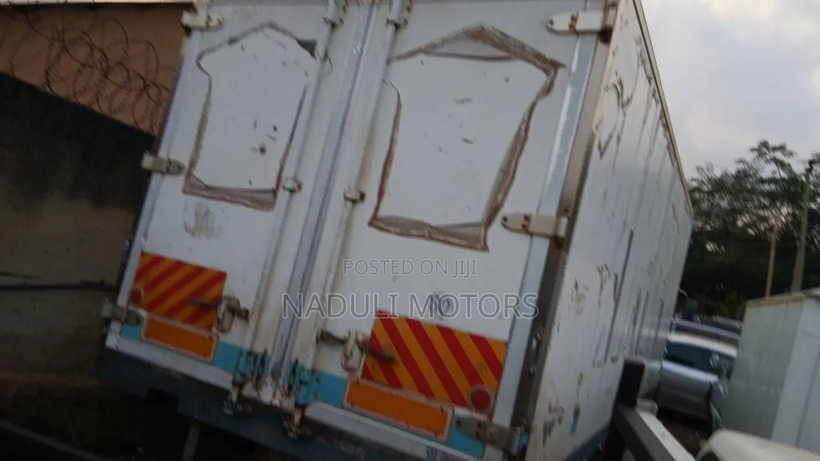Mmitsubish Fuso