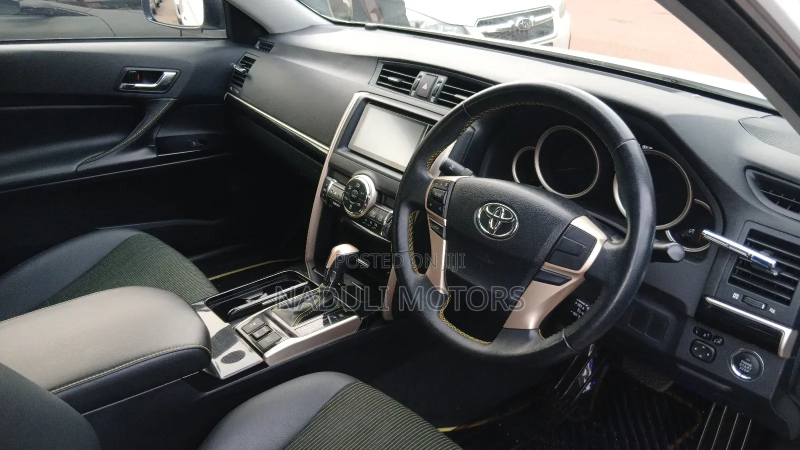Toyota Mark X 2014 White