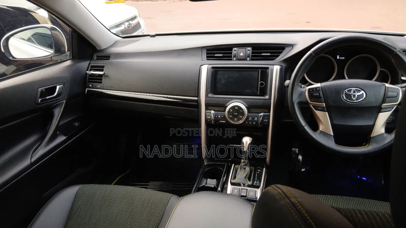 Toyota Mark X 2014 White