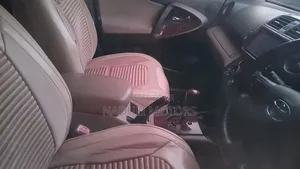 Toyota Vanguard 2008 White