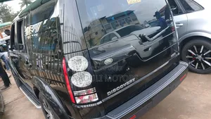 Land Rover Discovery 2015 Black