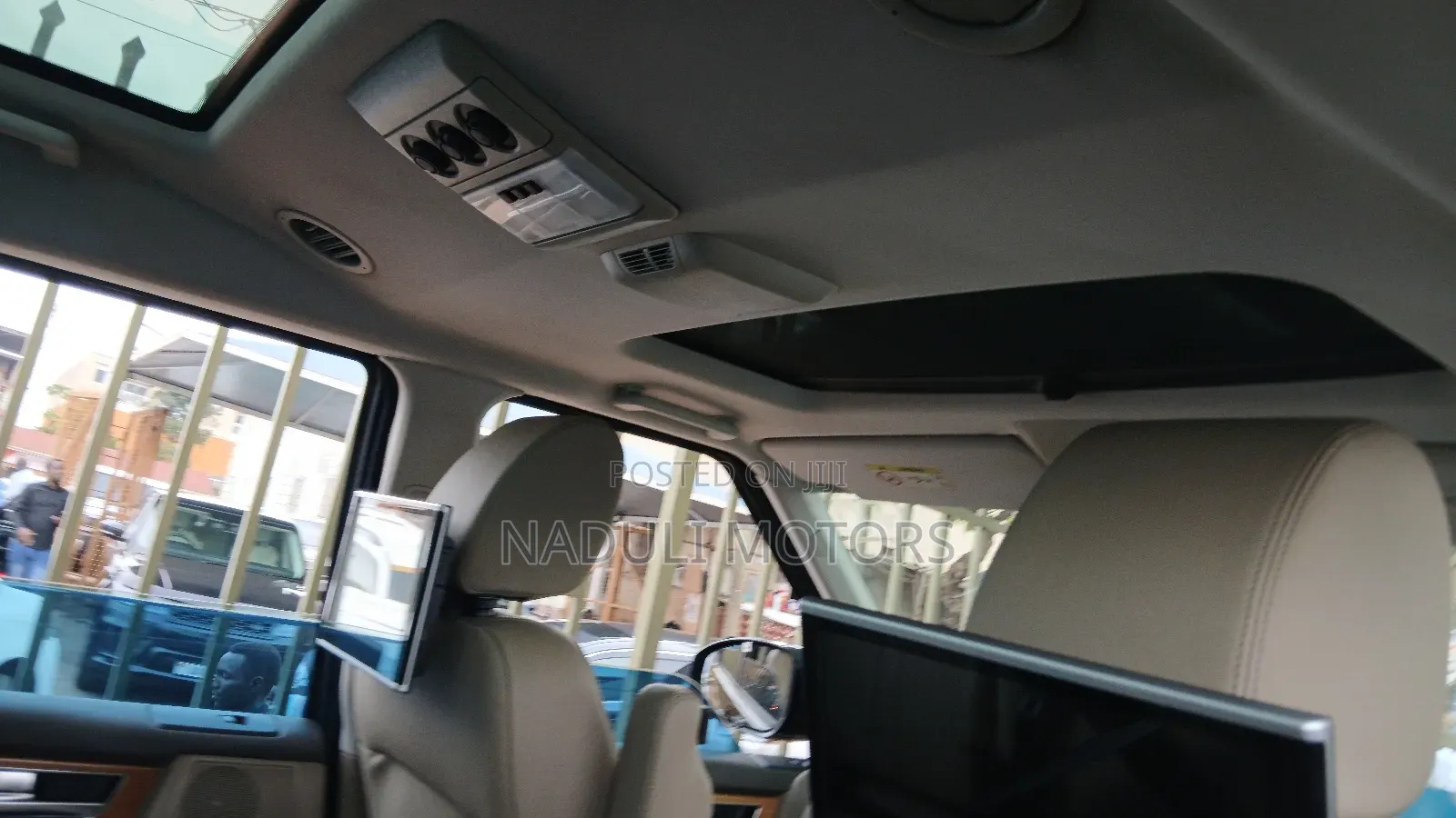 Land Rover Discovery 2015 Black