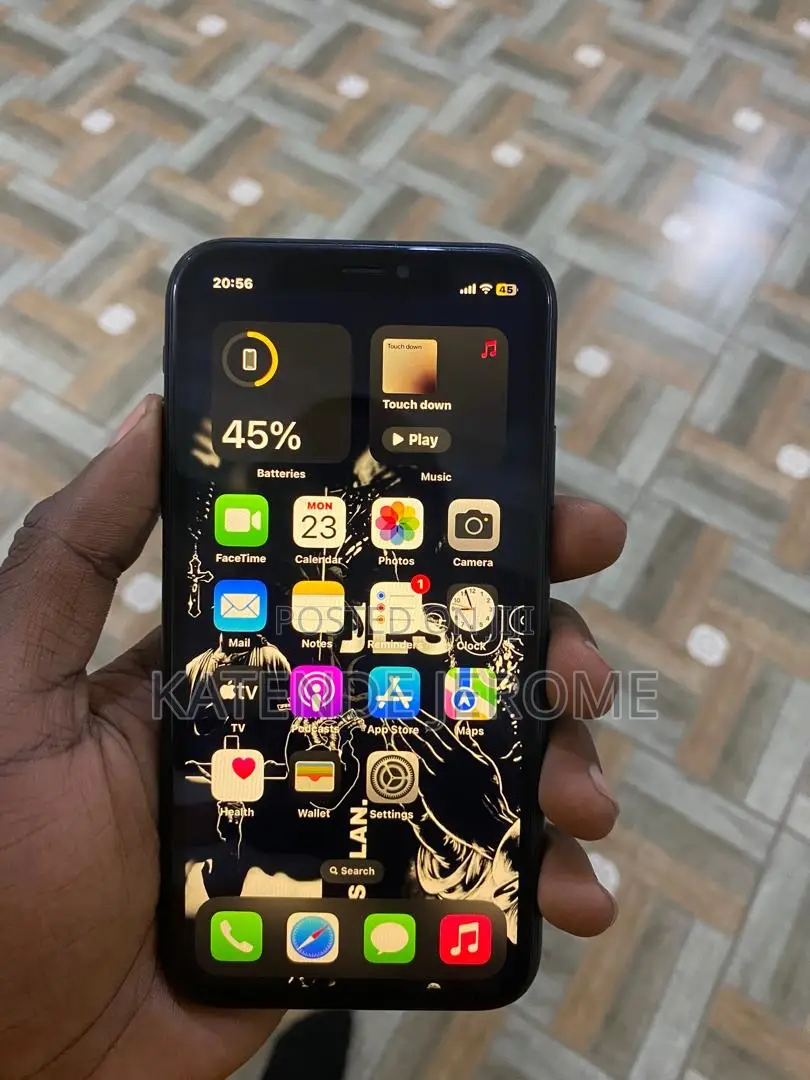 Apple iPhone XR 64 GB Gray